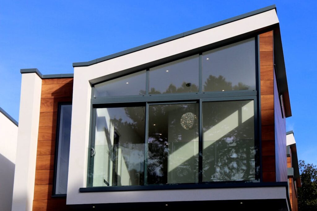 Cedar Steel — Pexels Expect Best 79873 323776